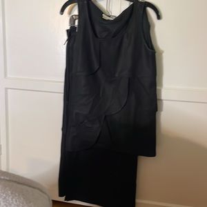 Jenni Max top and skirt set.  Top is 8.  Skirt is medium.